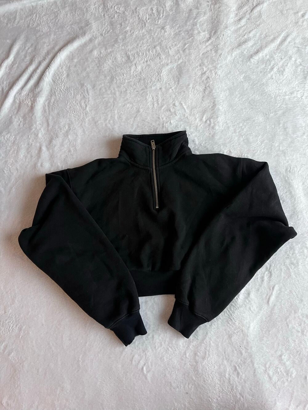 Aritzia TNA Cozy Fleece Cropped Half Zip Sweatshirt Black Size Small